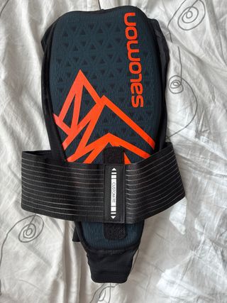 Espaldera Salomon Negra talla JL