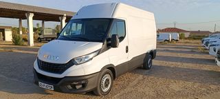 IVECO DAILY 2.3 TD 35S12 V 3520 10.8M