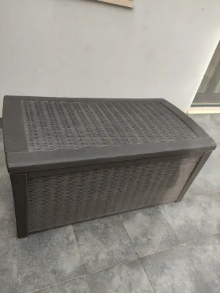 Arcón exterior Keter 416L Marrón