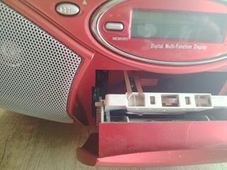 Radio CD Cassette Bench KH 2263 Roja