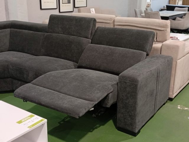 Rinconera gris oscuro