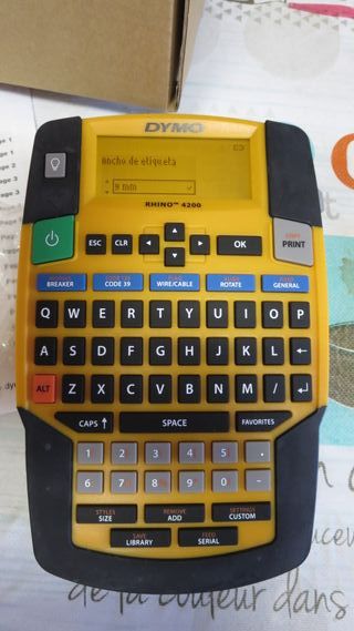 DYMO RHINO 4200 Etiquetadora