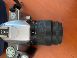 Canon EOS 300V + Zoom EF 35-80mm