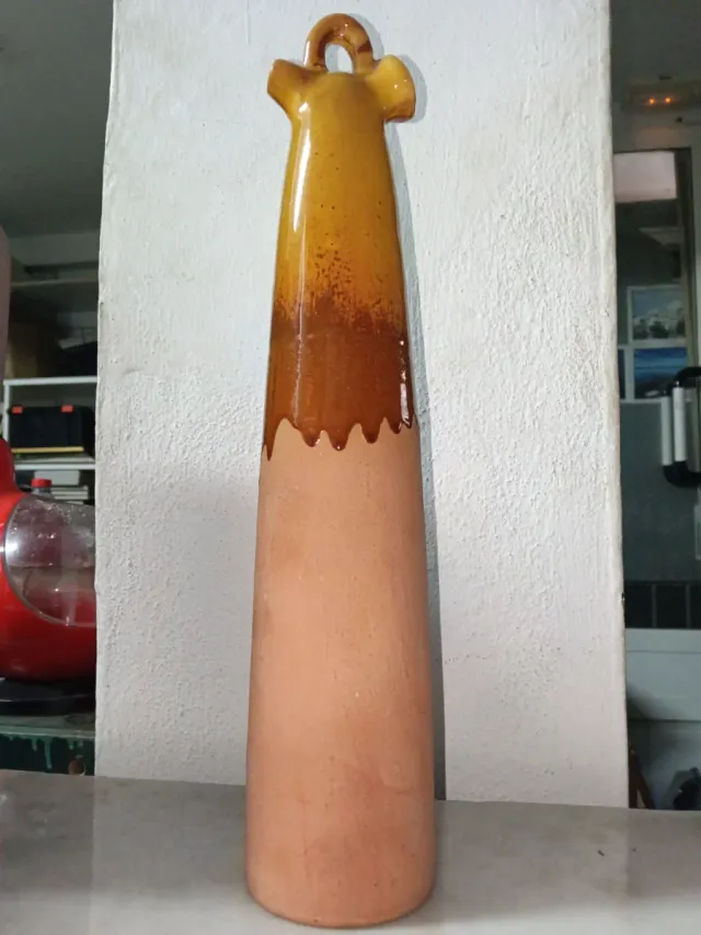 Botijo Cerámica Catalana Siglo XX