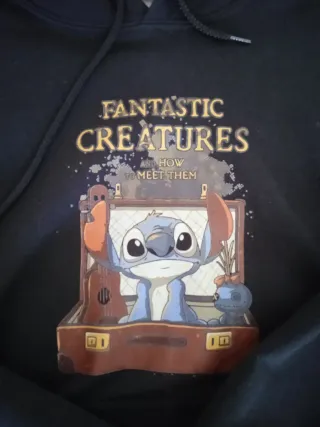 Sudadera Negra con Dibujo de Stitch