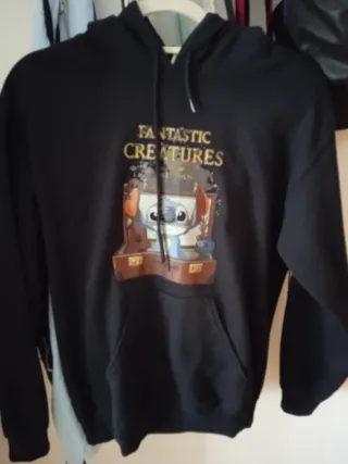 Sudadera Negra con Dibujo de Stitch