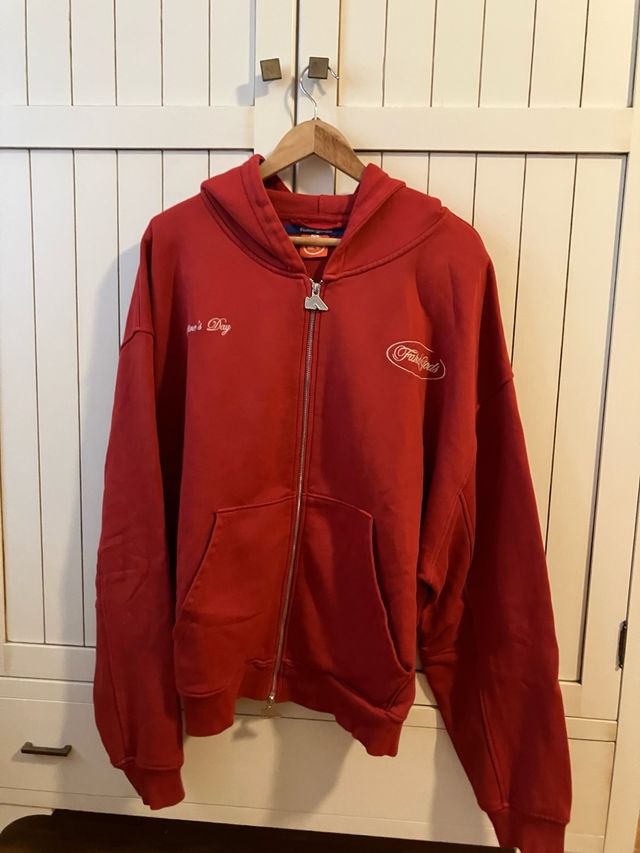 Sudadera Fake Good Roja Valentine's Day