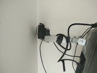 Televisor Sony con soporte. Pared y tdt