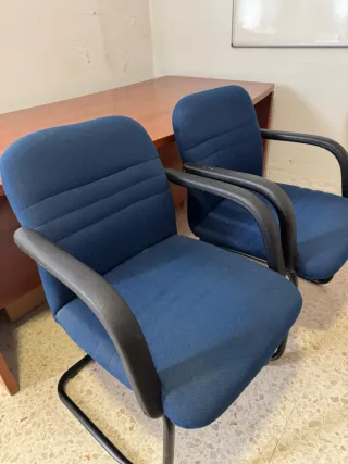 Juego de 2 sillas de oficina azul