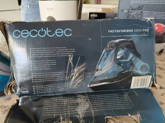 Ferro da stiro Cecotec Fast&Furious