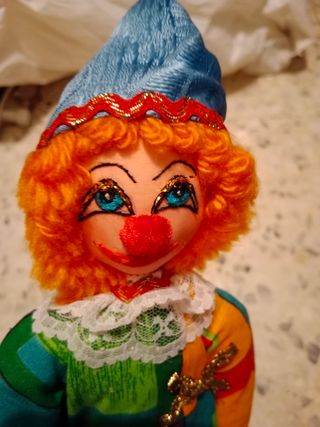 Muñecas de trapo y muñecos de payasos de trapo
