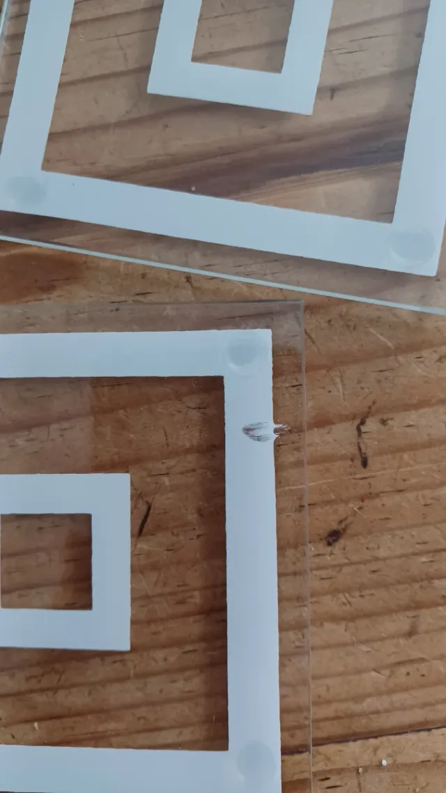 Posavasos de cristal y madera