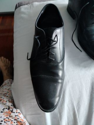 Zapatos de vestir negros para hombre usados 2 días