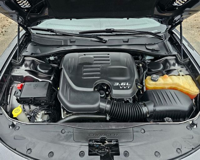 Dodge Charger SXT 3.6 V6