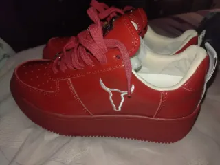 Zapatillas Rojas Windsor Smith