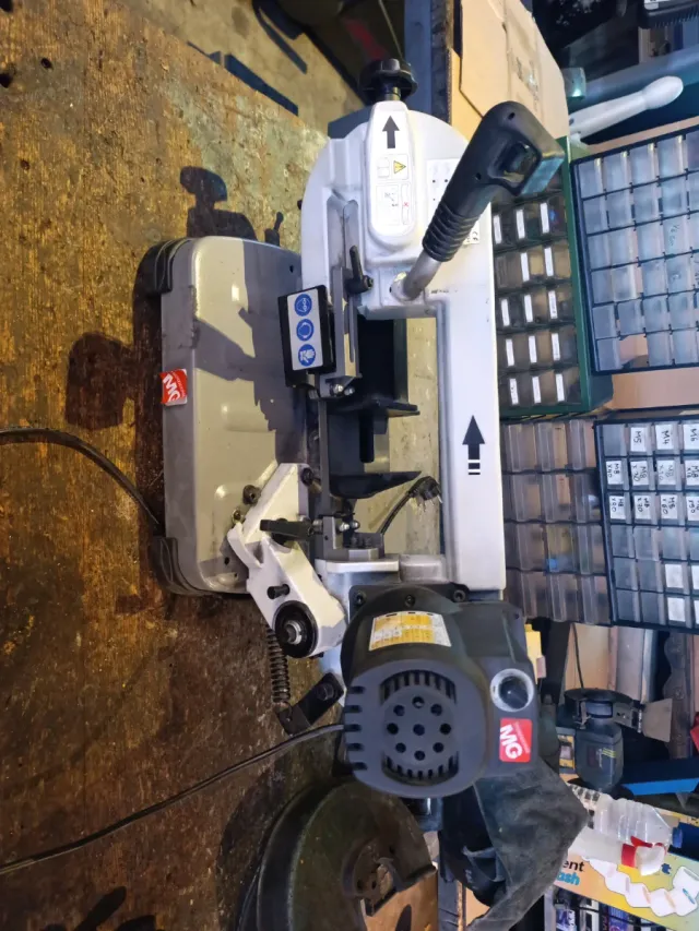 Sierra de cinta portátil MG YCM-125