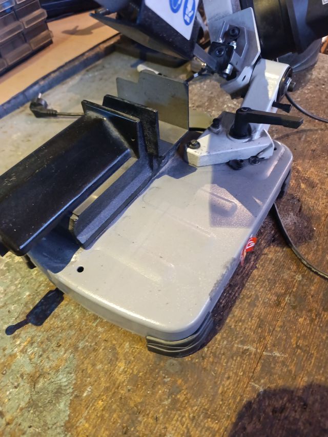 Sierra de cinta portátil MG YCM-125