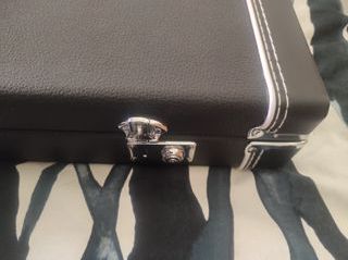 Estuche guitarra Fender Jazzmaster/Jaguar/otros.