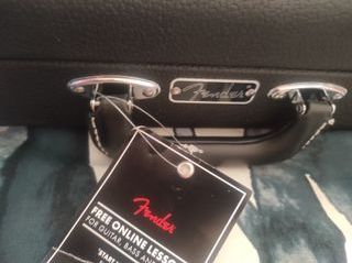 Estuche guitarra Fender Jazzmaster/Jaguar/otros.