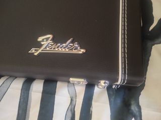 Estuche guitarra Fender Jazzmaster/Jaguar/otros.