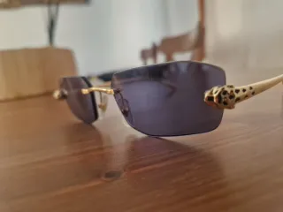 Gafas de sol Panthère de Cartier originales.