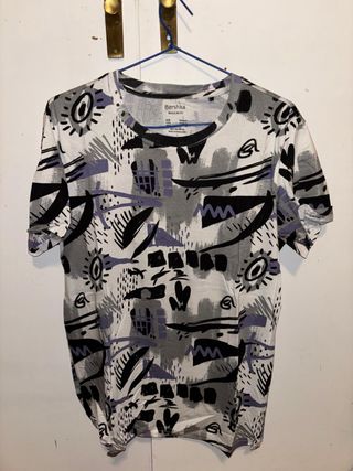 Camiseta Bershka Estampada Talla M