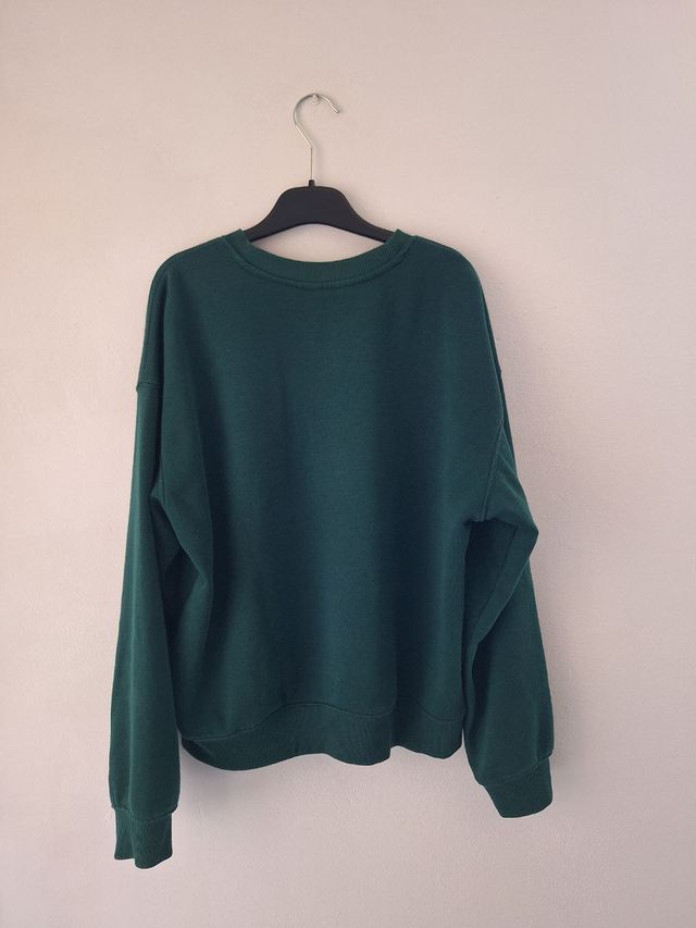 FELPA VERDE CON LOGO WISCONSIN