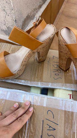Sandalias de cuña marrones talla 38