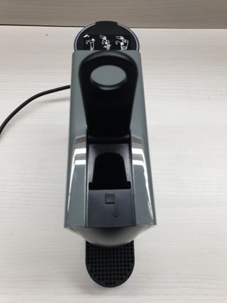 Cafetera Nespresso Krups Essenza Mini