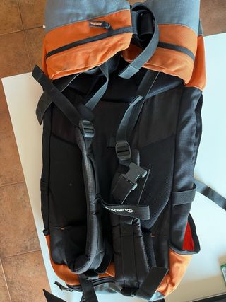 Mochila Montaña Quechua Gris Naranja