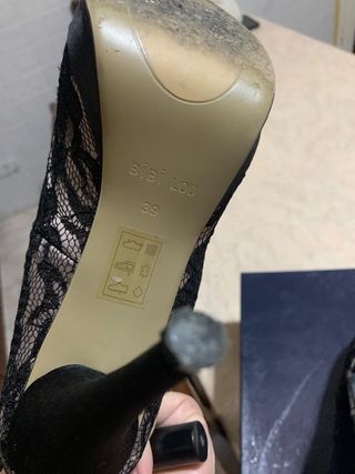 Décolleté in pizzo nero elegante da donna Bibi Lou