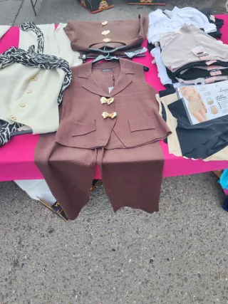 Conjunto Ropa Beige y Negro Todo calidad y moda