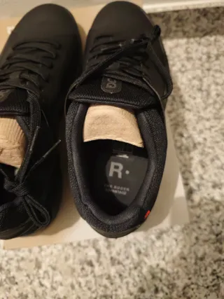 Scarpe The Roger On Cloud Nere