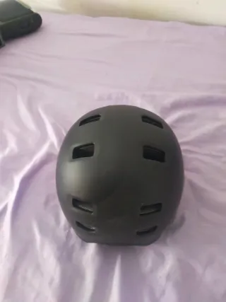Casco de patinaje talla M