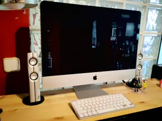 iMac 21.5 2011 Core i5 16GB RAM 1TB HD