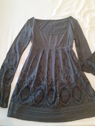 Blusa gris estampado floral