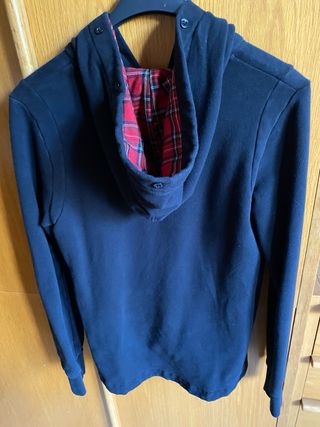 Felpa donna nera con cappuccio e zip