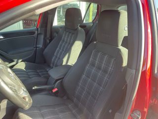 Volkswagen Golf 2011