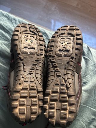 Zapatillas spinning negras y rosas