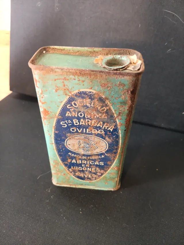 Bote pólvora antiguo Sta. Bárbara Oviedo