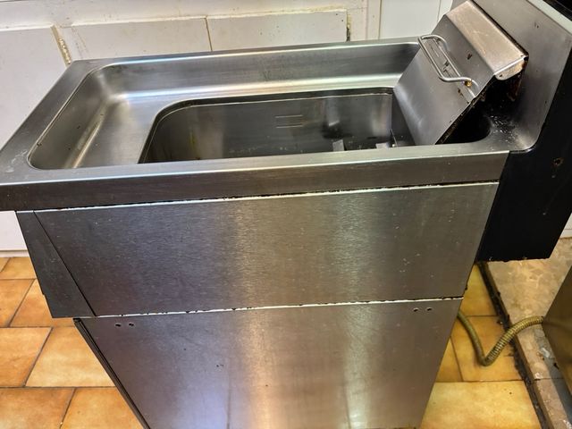 Freidora industrial Zanussi