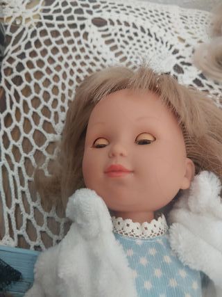 Muñeca pequeña Millo