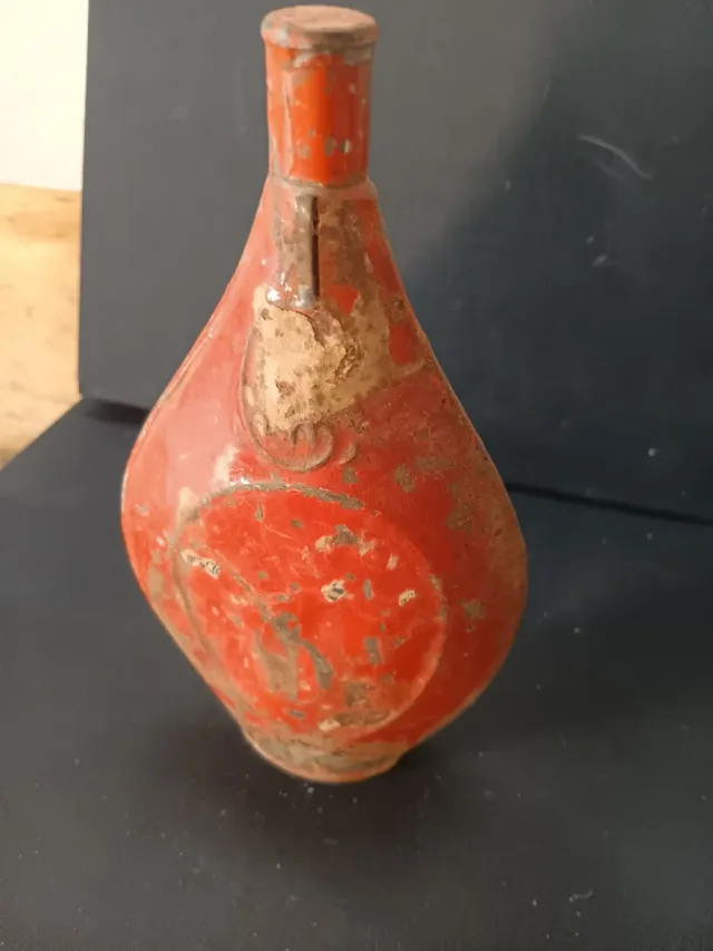 Petaca antigua para pólvora