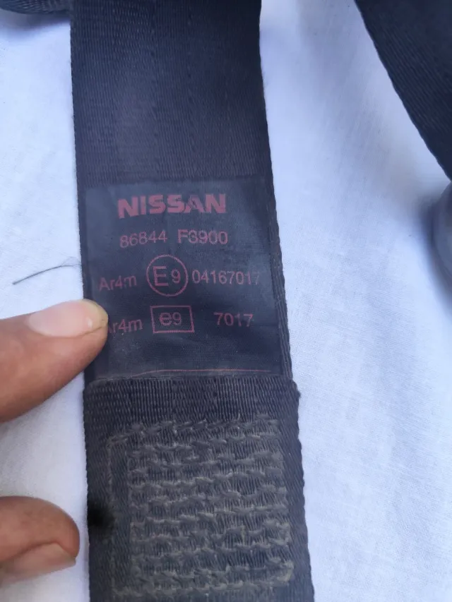 Cinturones Nissan Cabstar