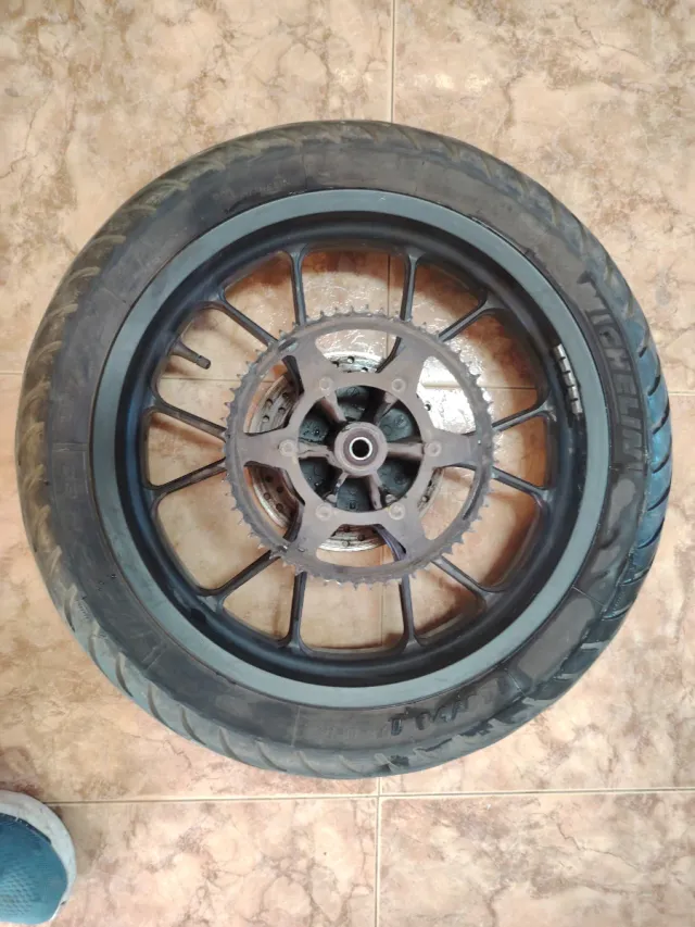 Rueda completa Aprilia RS125 ABS 140/70-17