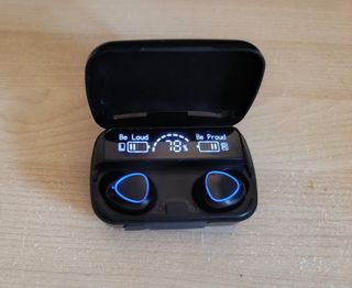 Tastiera Gaming 2 Mouse Auricolari Tappeto