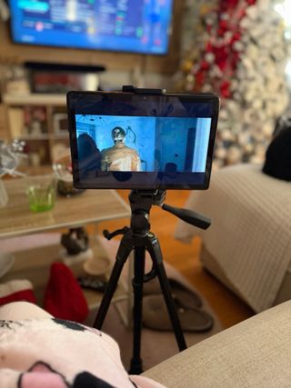 Tablet Samsung A8 oro rosa  viene con su caja