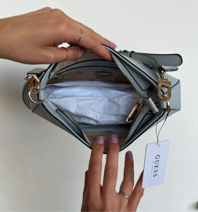 Borsa a spalla Guess Noelle turchese