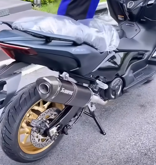 Tubo de escape Akrapovic Yamaha TMAX 500 560 530