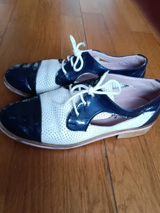 Zapatos piel/charol Swing Talla 37